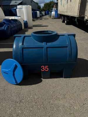 Лот №35 Ємність Б/У горизонтальна 350 л синя